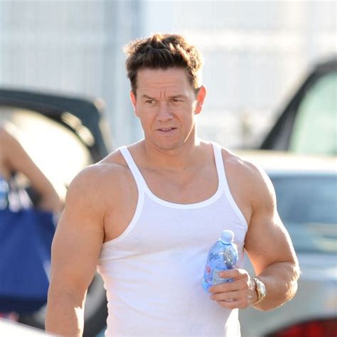 mark wahlberg height|Mark Wahlberg’s Height, Age, Net Worth & Biography